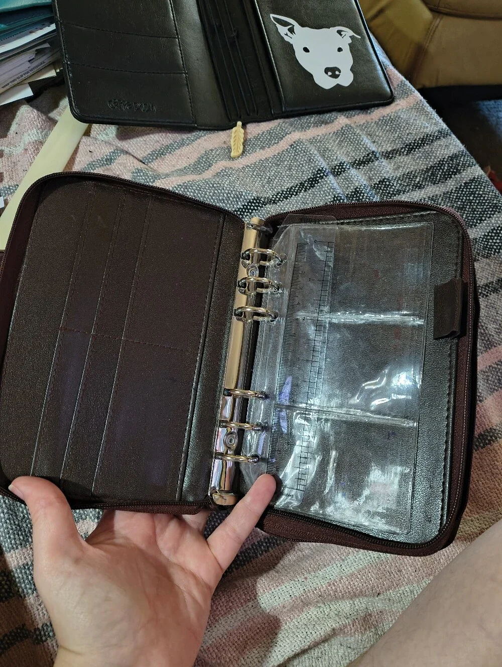 Zip Folio Pouch - Burgundy
